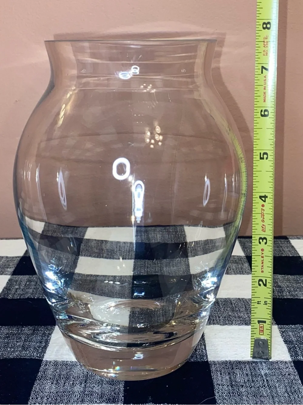 VASE, Clear Glass Ginger Vase Potbelly Silhouette Heavy Base 8”x 4”